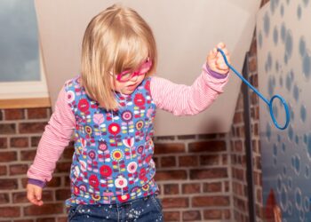 Hyperaktives Kind - ADHS bei Kindern: Ursachen, Symptome & Diagnostik